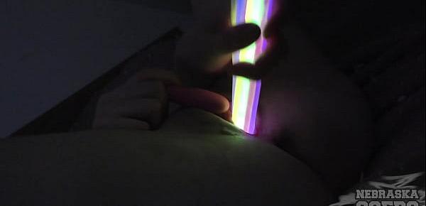 opening up teen pussy with glowsticks